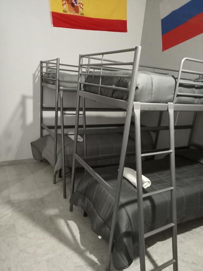 Dama Hostelbb Napoli Esterno foto
