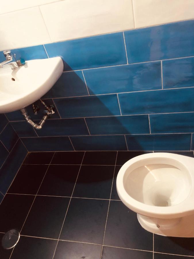 Dama Hostelbb Napoli Esterno foto