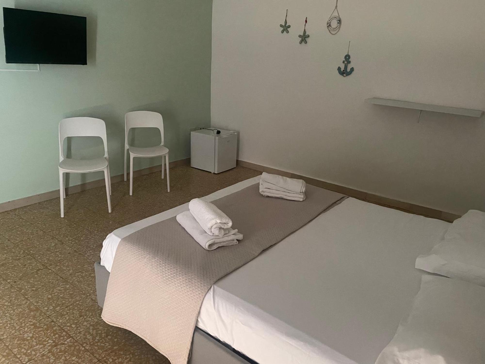 Dama Hostelbb Napoli Esterno foto