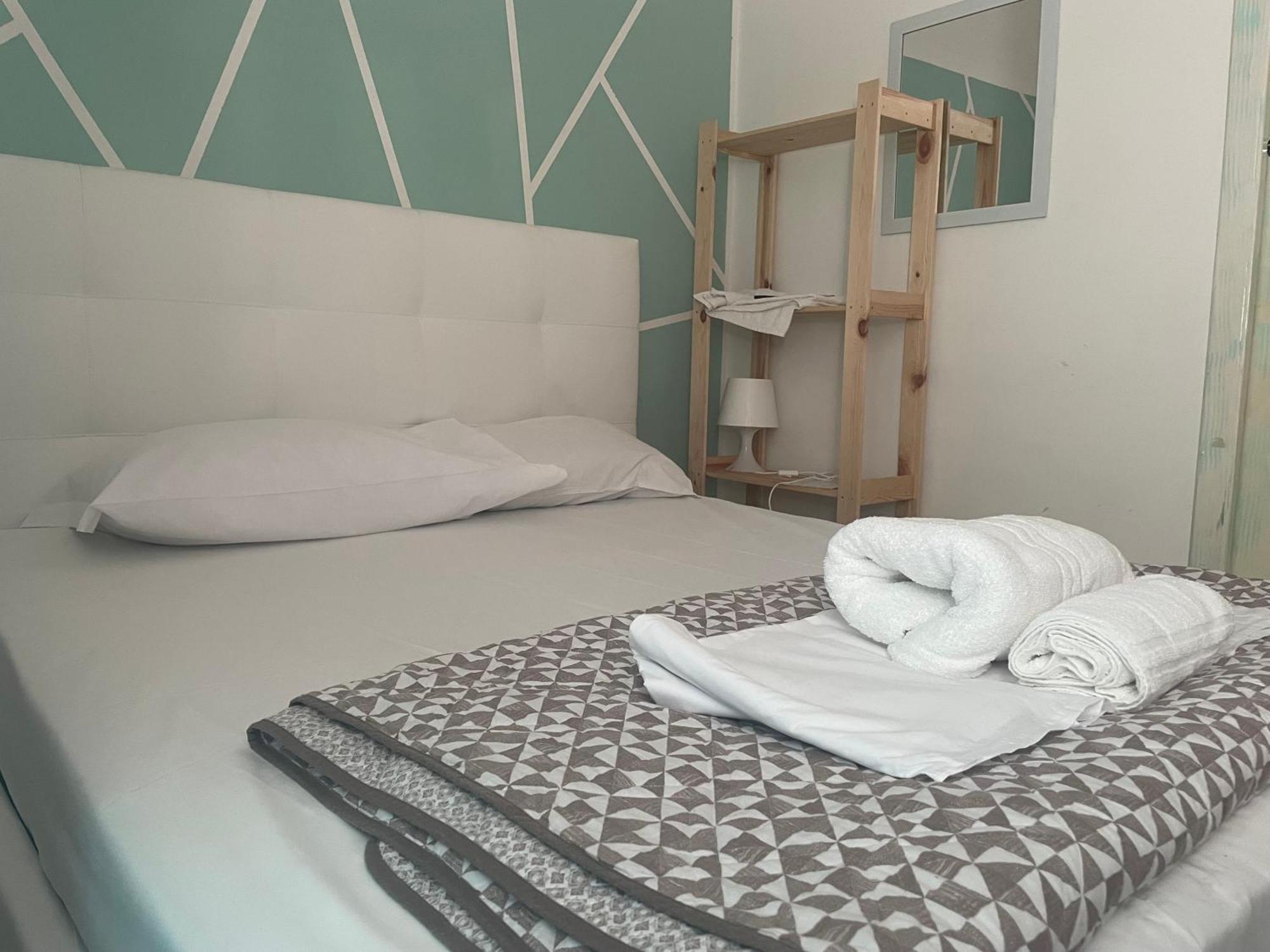 Dama Hostelbb Napoli Esterno foto